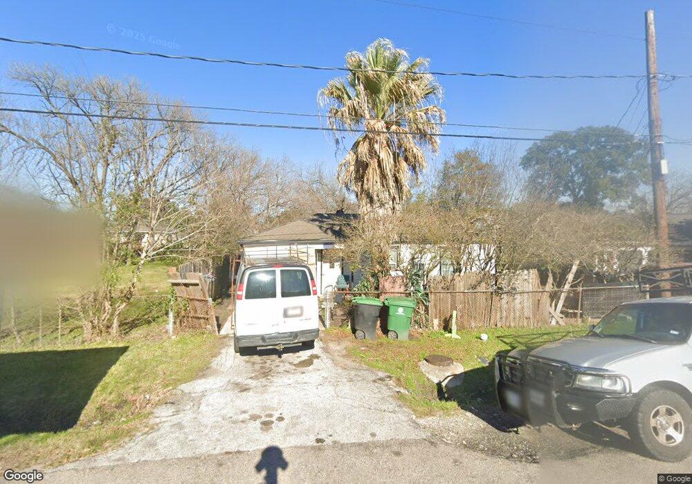 737 E 41st St, Houston, TX 77022 - photo 1