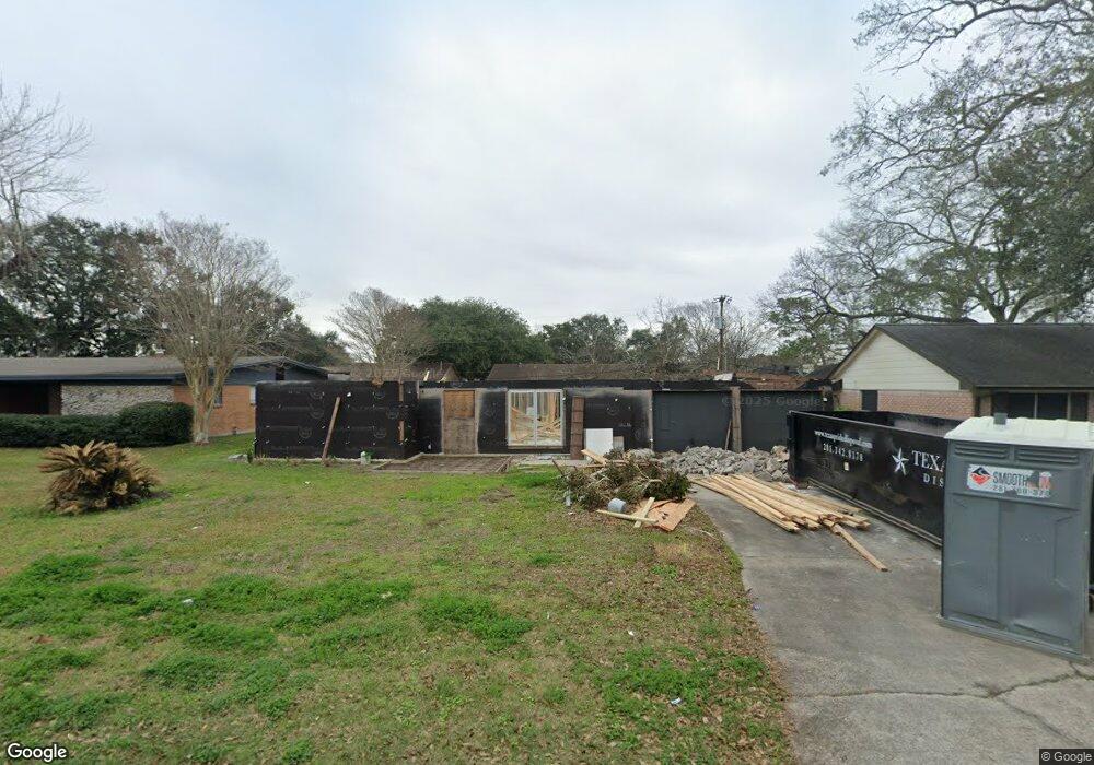 1519 Highland Dr, Alvin, TX 77511 - photo 1