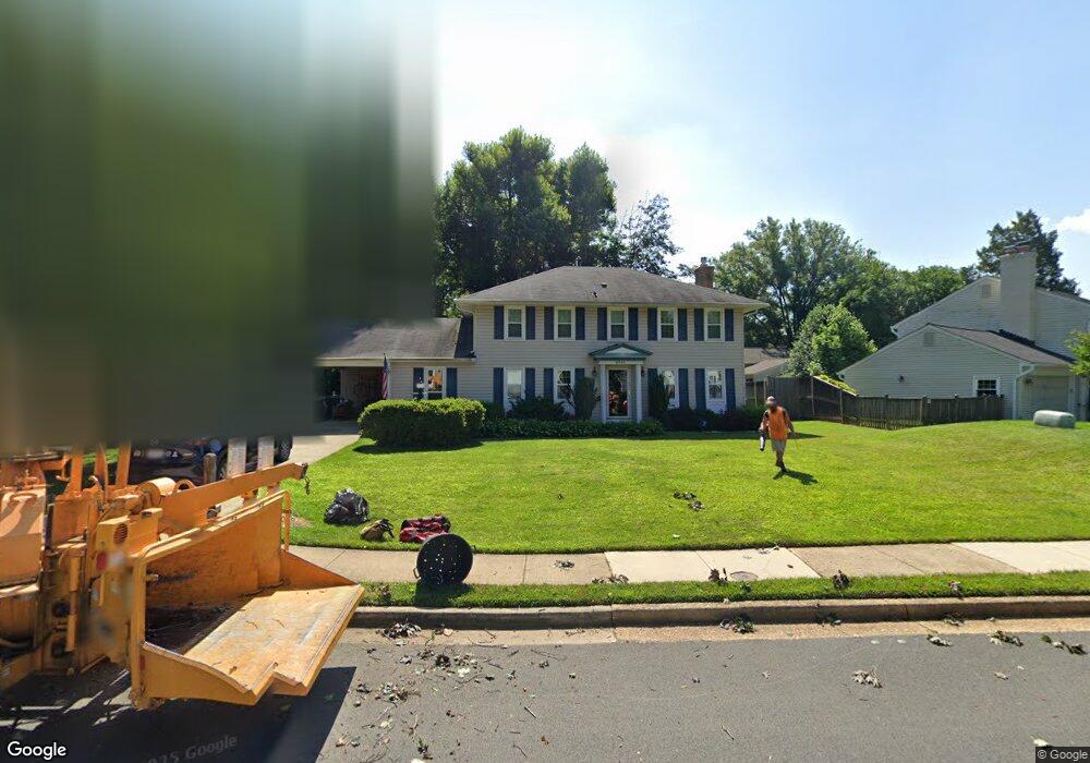 8946 Miller Ln, Vienna, VA 22182 - photo 1