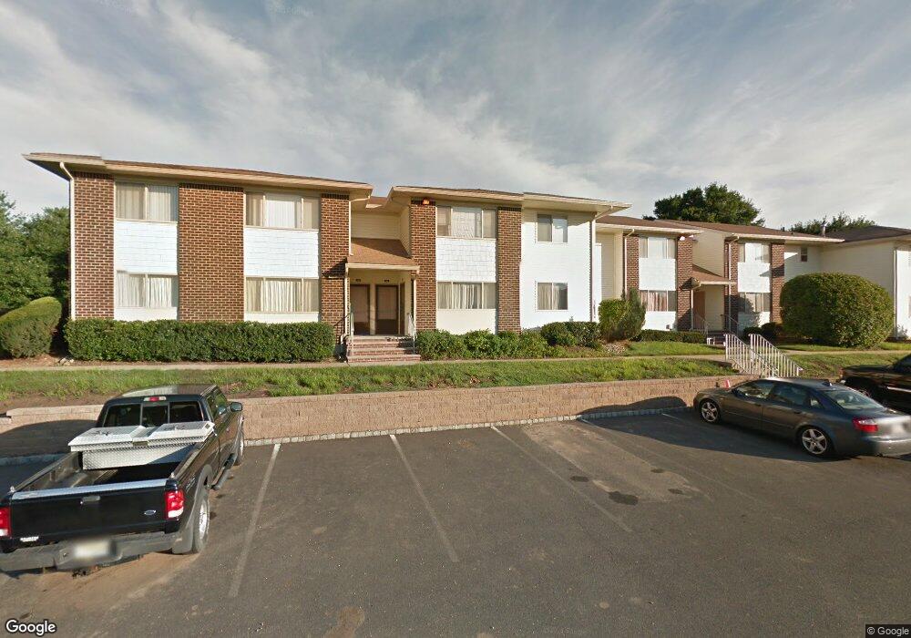 103 Mandon Ct, Princeton, NJ 08540 - photo 1