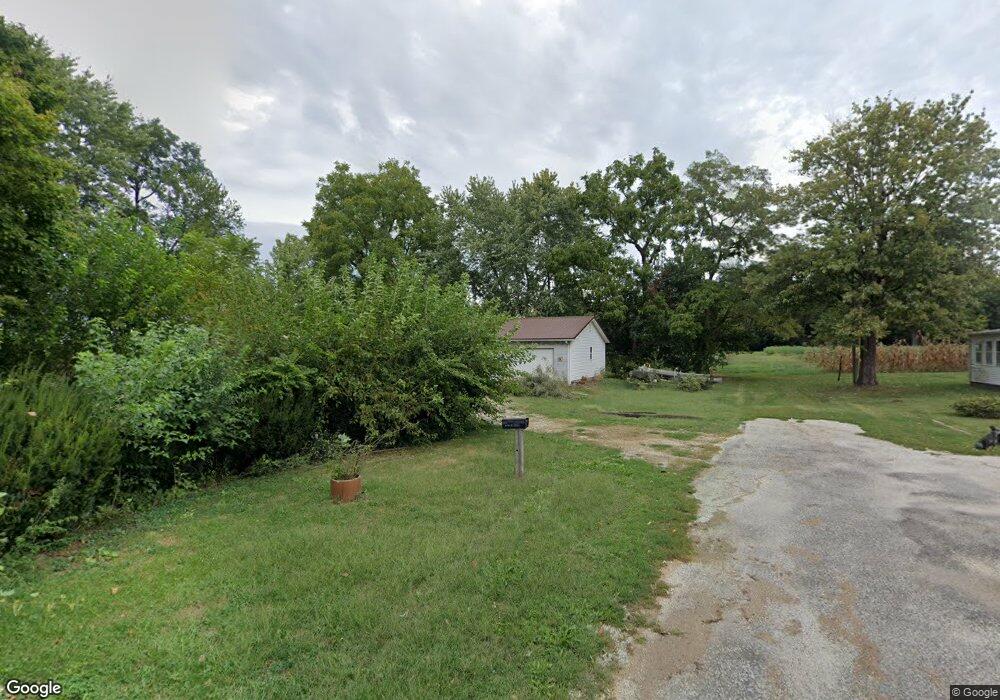 141 N Hall St, Virginia, IL 62691 - photo 1