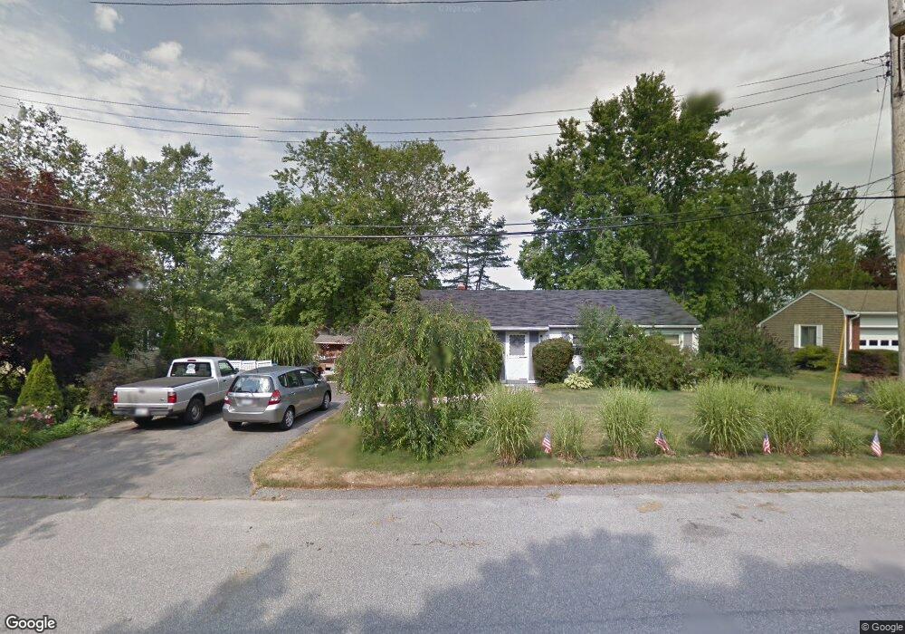 18 Spruce Ave, Middletown, RI 02842 - photo 1