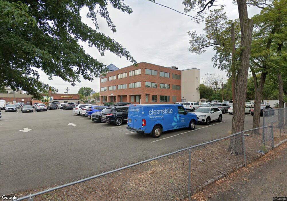 35 E Blancke St unit 1st, Linden, NJ 07036 - photo 1