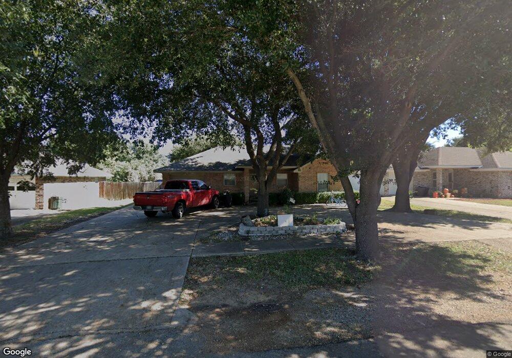 804 S Mulberry St, Ennis, TX 75119 - photo 1