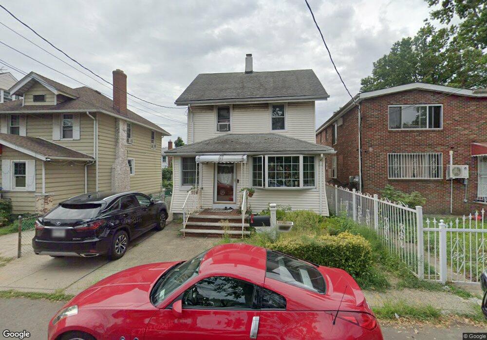 13506 61st Rd, Flushing, NY 11367 - photo 1