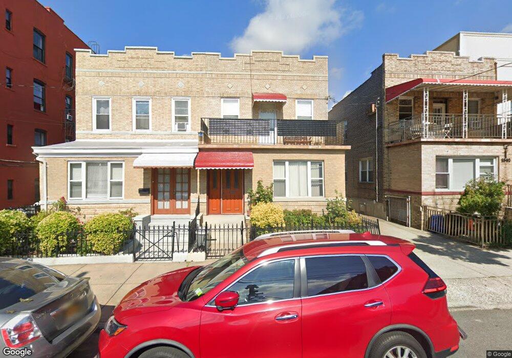 2586 42nd St, Astoria, NY 11103 - photo 1