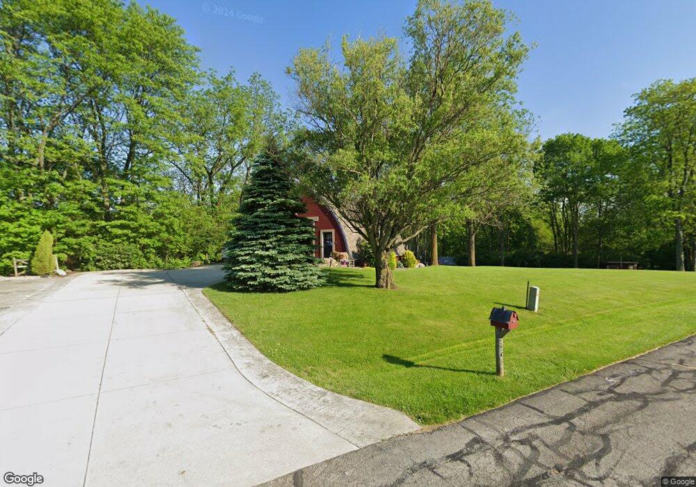 2901 S Walnut Hill Dr, Elmore, OH 43416 - photo 1