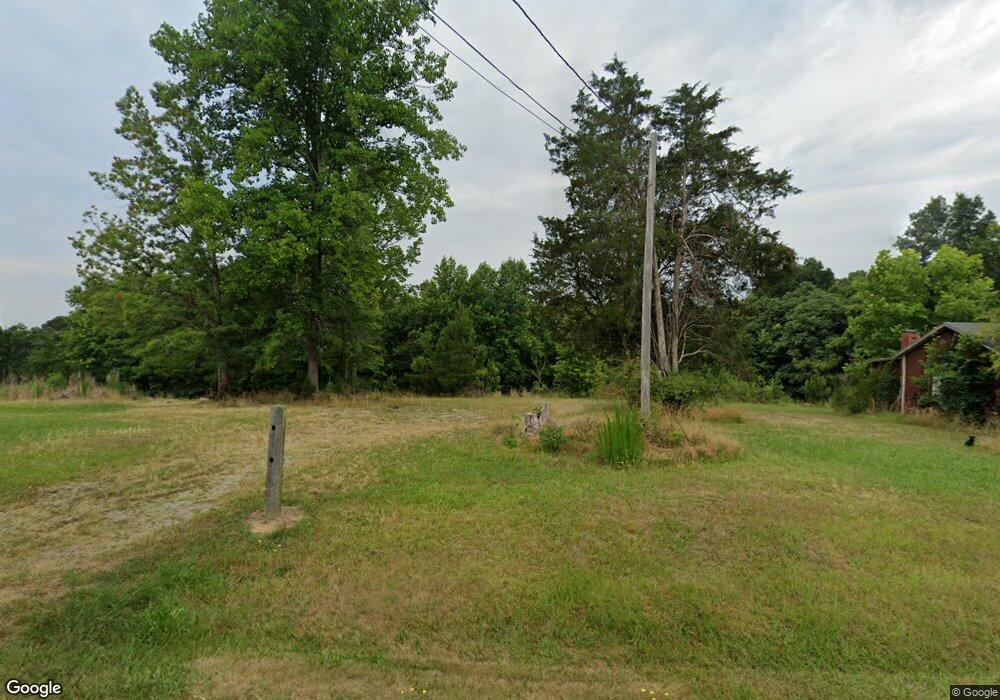 401 Henry Parrish Rd, Asheboro, NC 27205 - photo 1