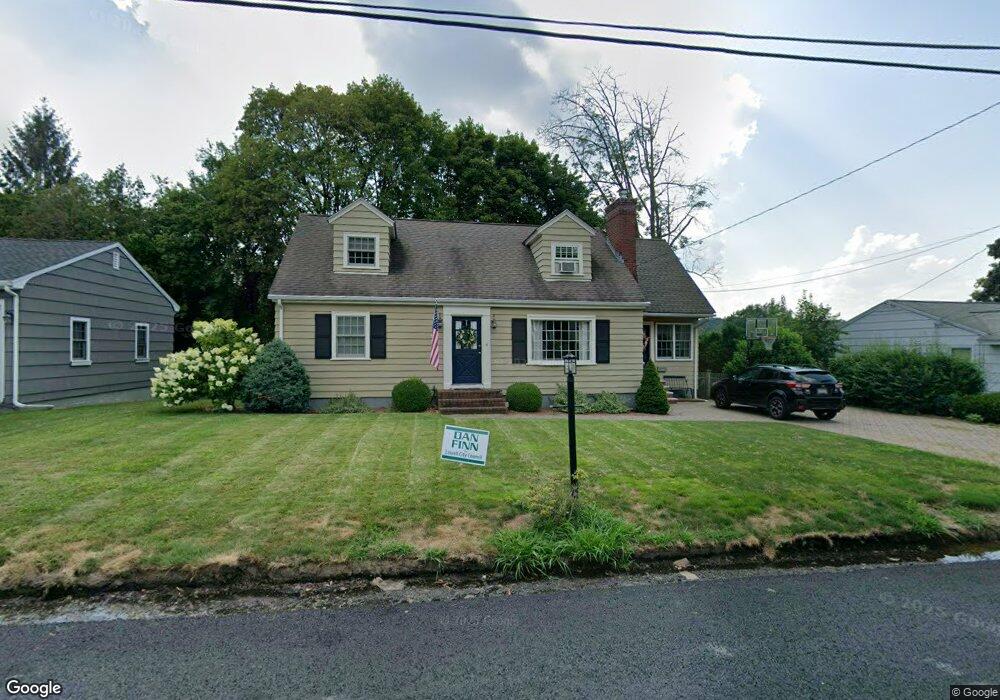 42 Windsor Park Rd, Lowell, MA 01852 - photo 1