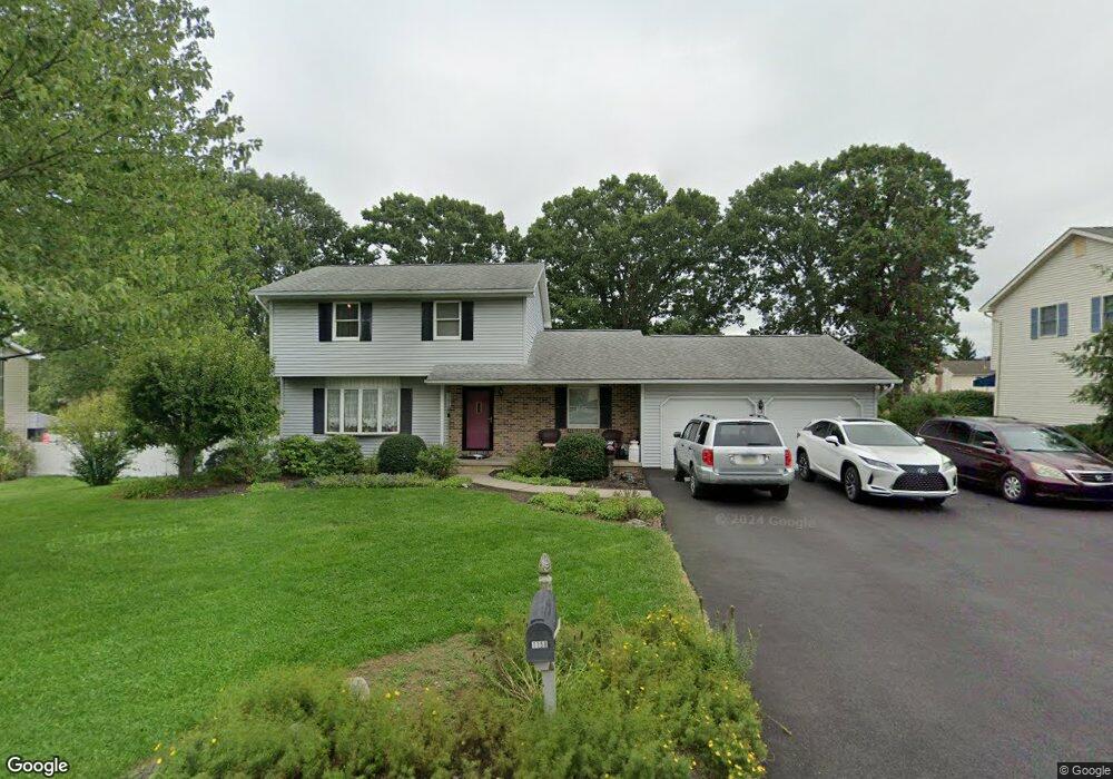 1158 Horizon Dr, Pen Argyl, PA 18072 - photo 1