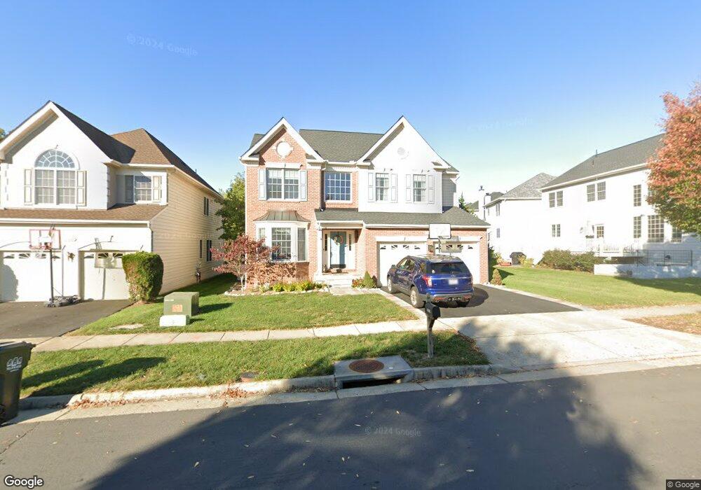 25885 Donovan Dr, Chantilly, VA 20152 - photo 1