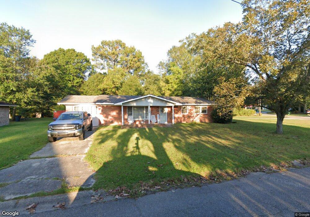 1200 Pinewood Dr, Picayune, MS 39466 - photo 1
