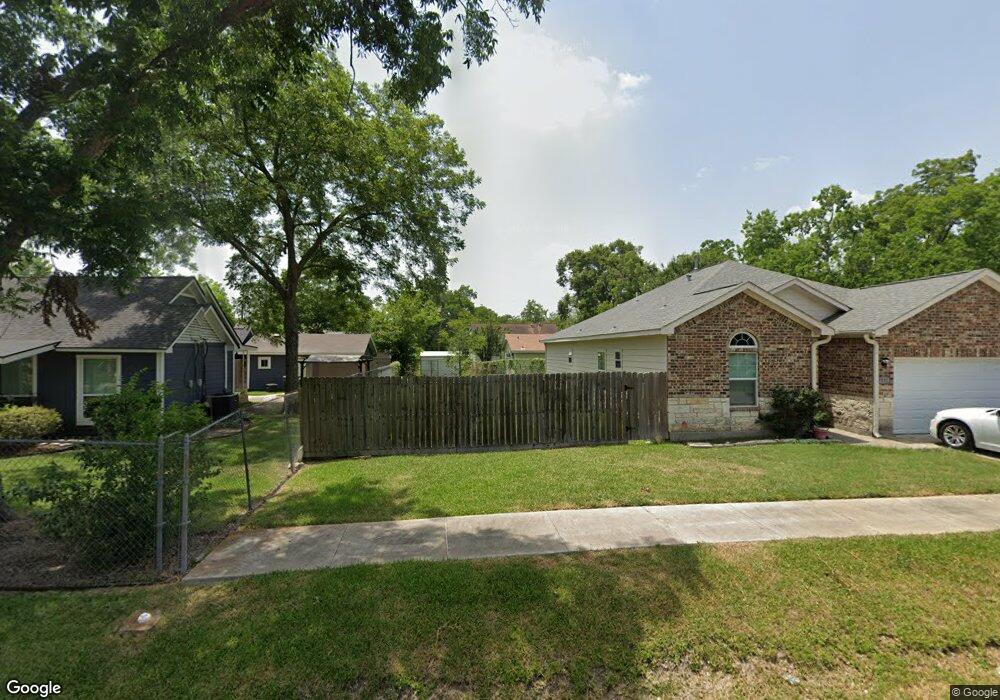 7136 Foster St, Houston, TX 77021 - photo 1