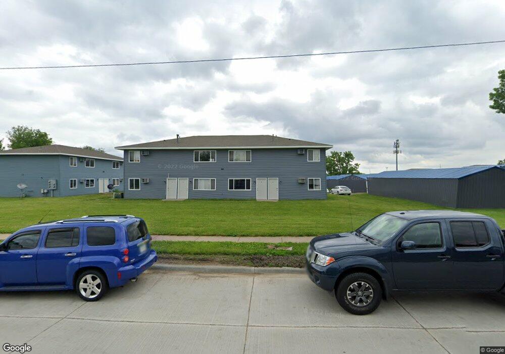 2125 Westdale Dr SW unit 4, Cedar Rapids, IA 52404 - photo 1