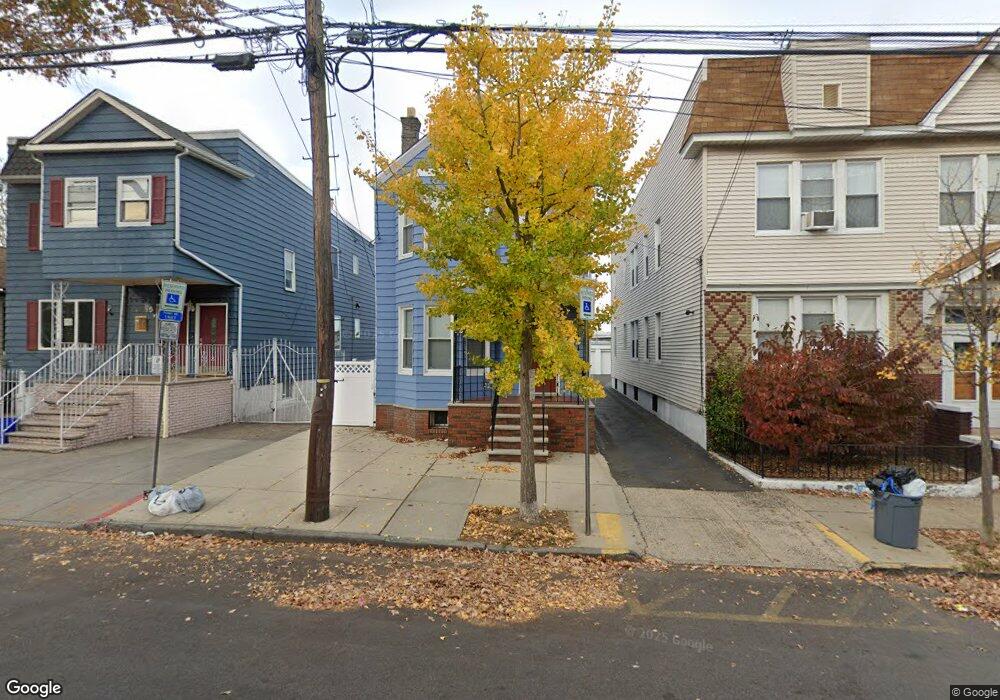698 N 7th St, Newark, NJ 07107 - photo 1