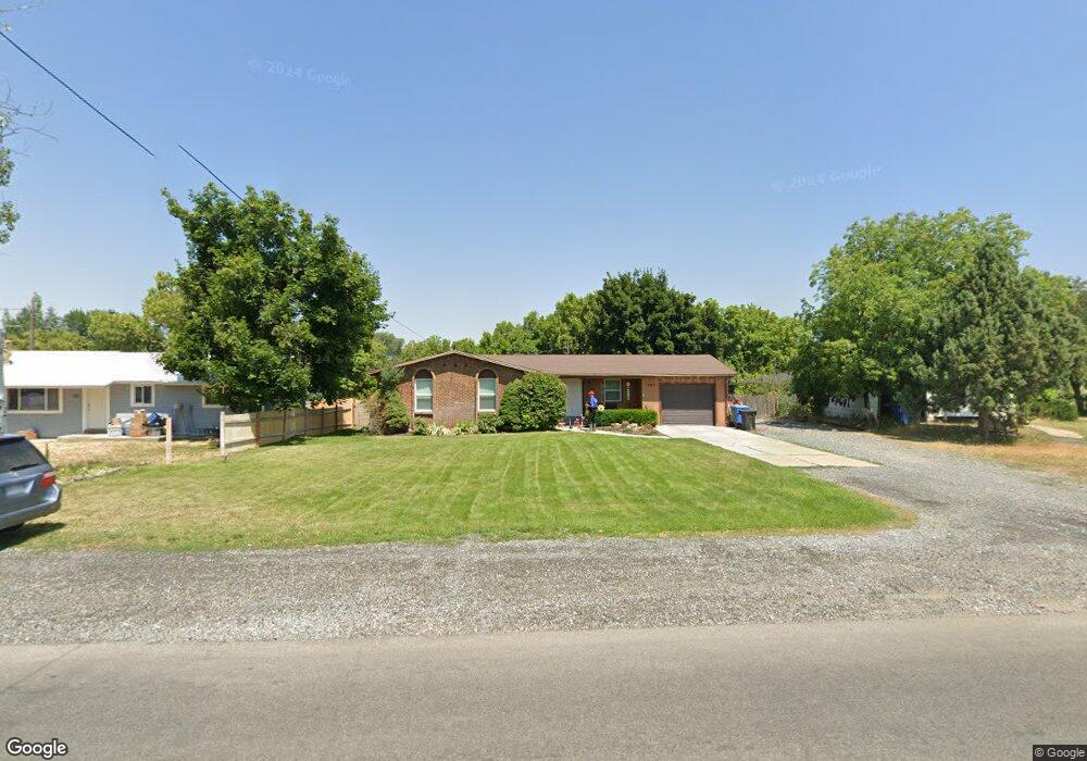 387 E 300 S, Hyrum, UT 84319 - photo 1