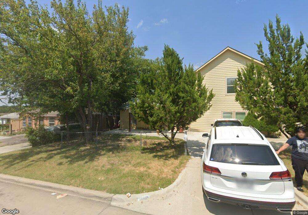 2804 NW Loraine St, Fort Worth, TX 76106 - photo 1