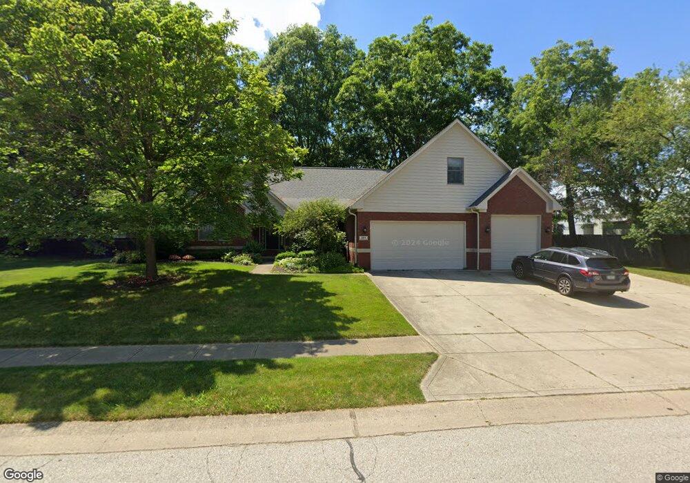 564 Northfield Rd, Plainfield, IN 46168 - photo 1