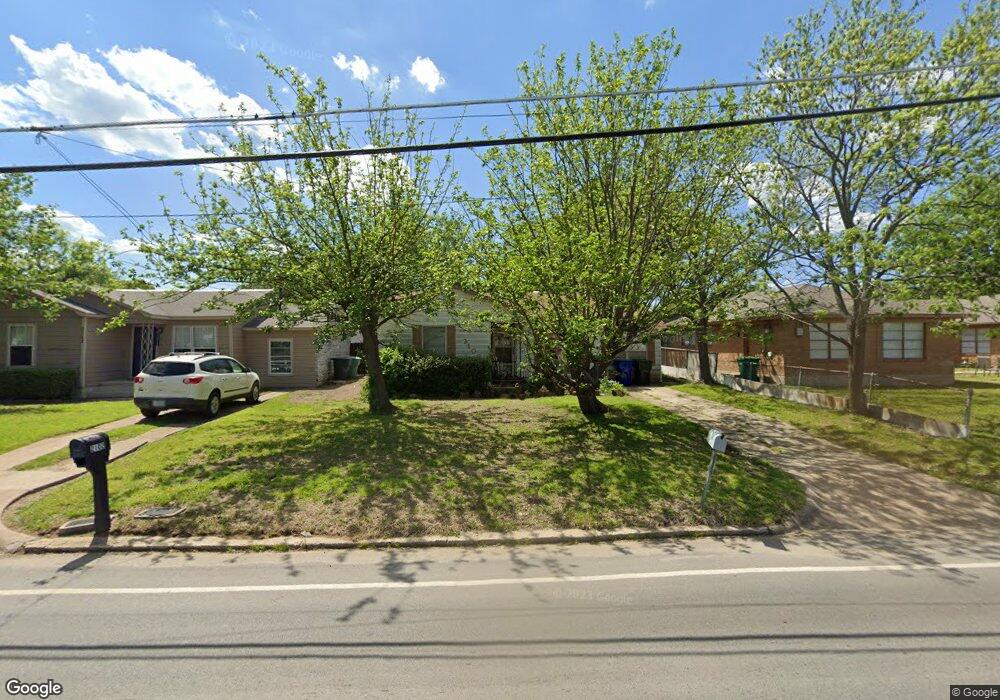 2106 N Travis St, Sherman, TX 75092 - photo 1