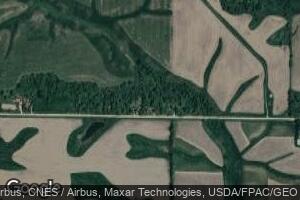 12082 Madison Rd, Center Junction, IA 52212