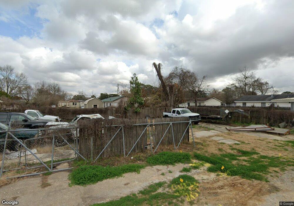 58 Calhoun St, New Iberia, LA 70560 - photo 1