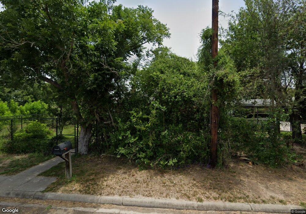809 S Louisiana Ave, Weslaco, TX 78596 - photo 1