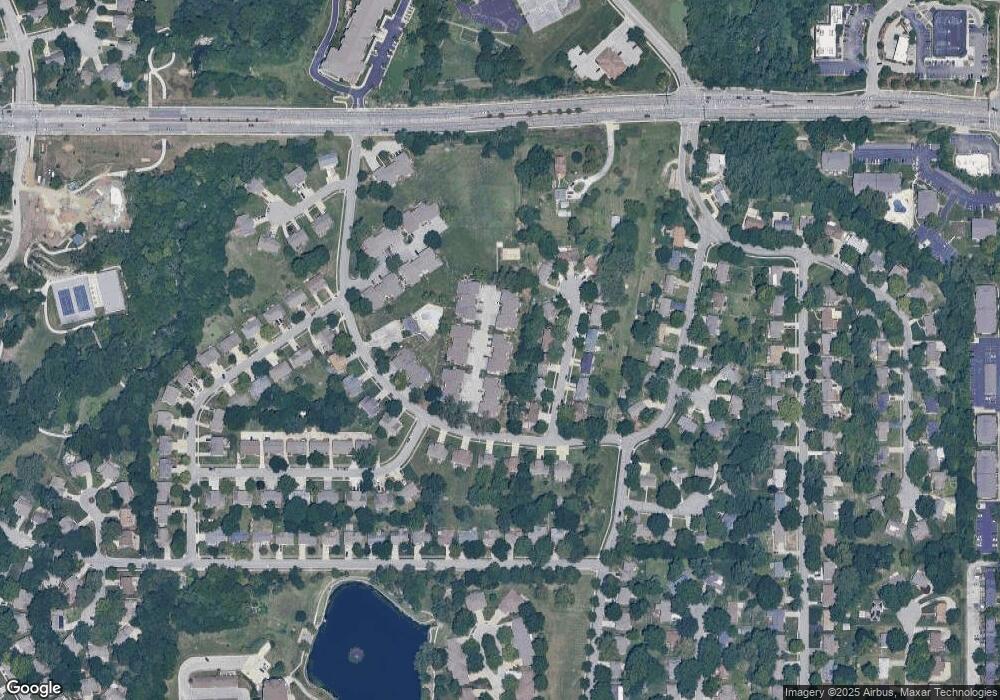 8843 Carriage Dr, Lenexa, KS 66215 - photo 1