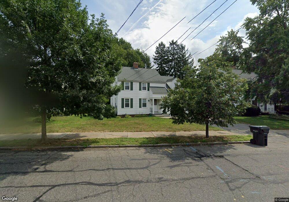 239 Roosevelt Ave, Springfield, MA 01118 - photo 1
