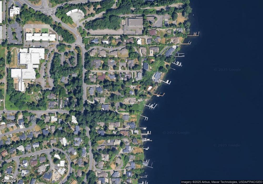 3848 E Mercer Way, Mercer Island, WA 98040 - photo 1