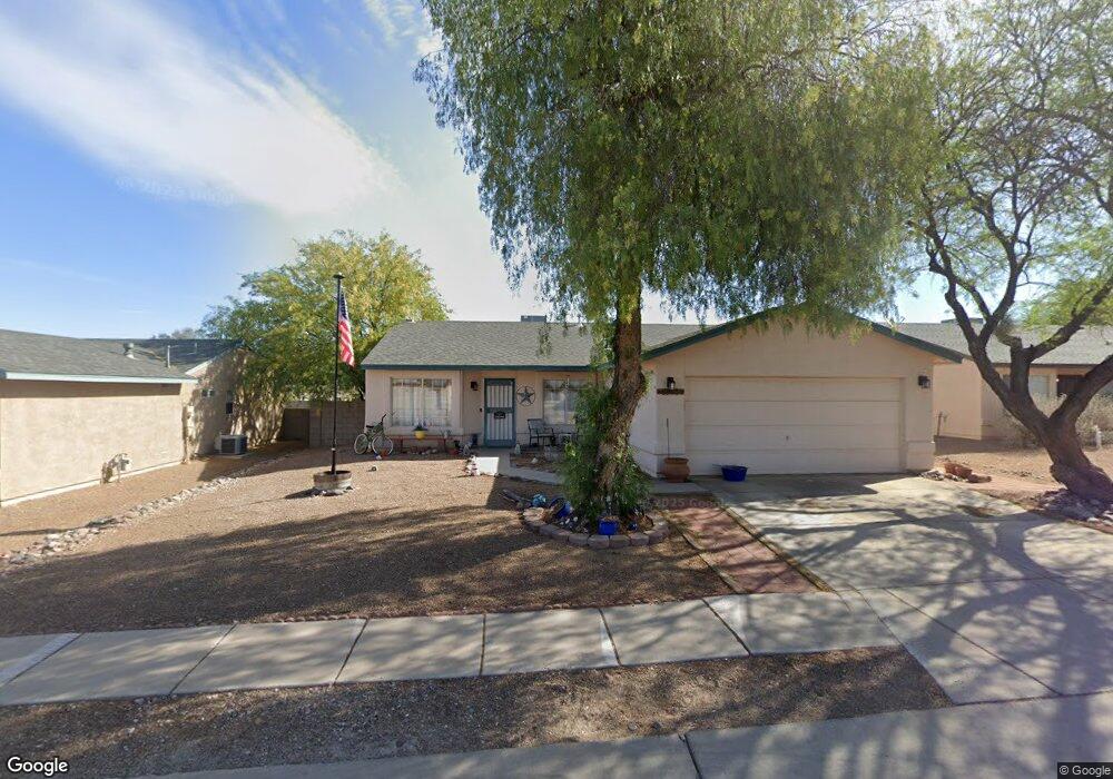 8765 E Squaw Peak Dr, Tucson, AZ 85730 - photo 1