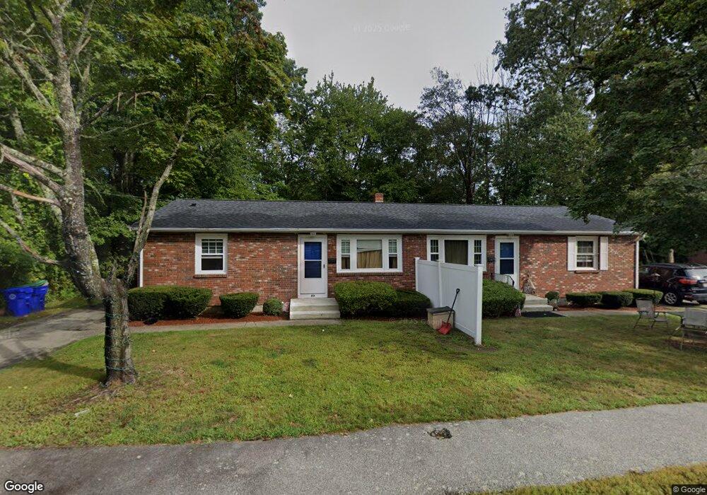 27-29 Cobb Dr, Rockland, MA 02370 - photo 1