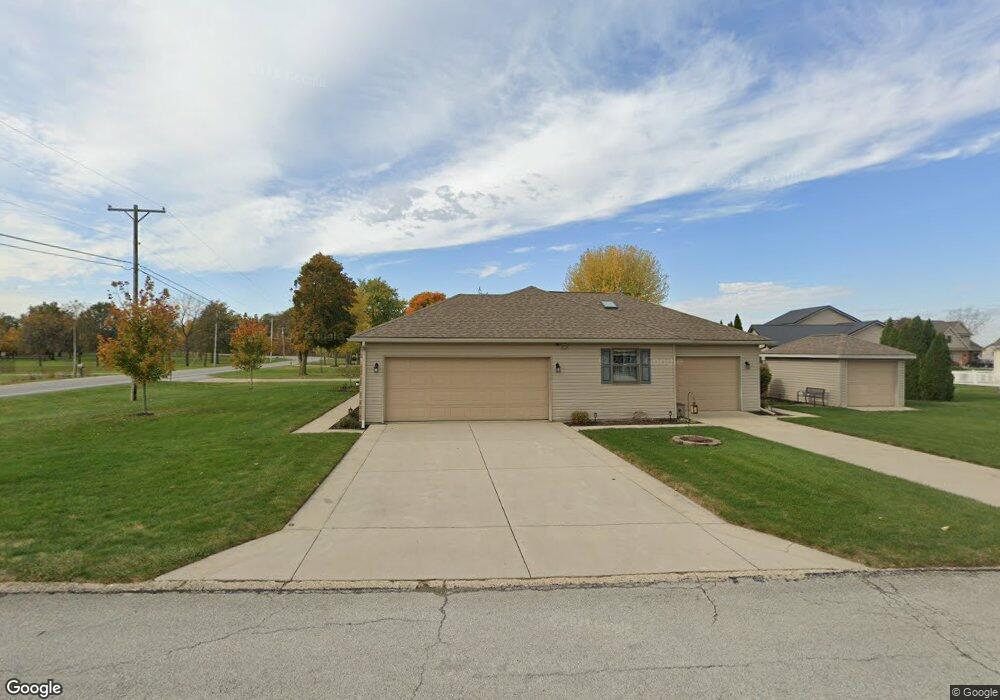 17129 Arrowhead Dr, Wapakoneta, OH 45895 - photo 1