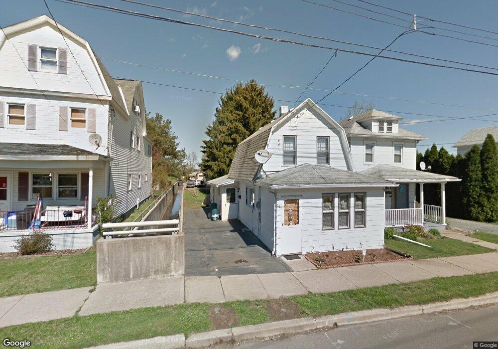 377 Shoemaker St, Kingston, PA 18704 - photo 1