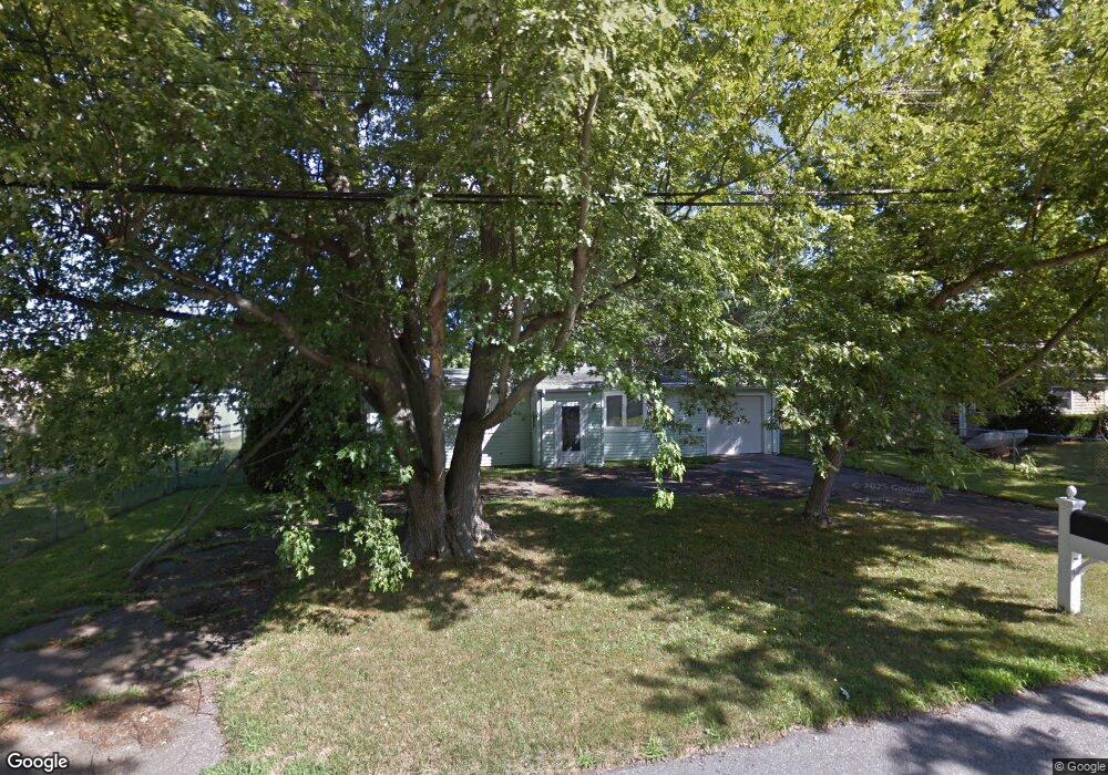 9 Reardon Dr, Middletown, RI 02842 - photo 1