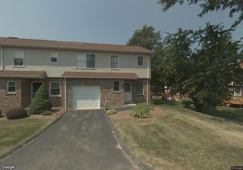 93 River Camp Dr, Newington, CT 06111 - photo 1