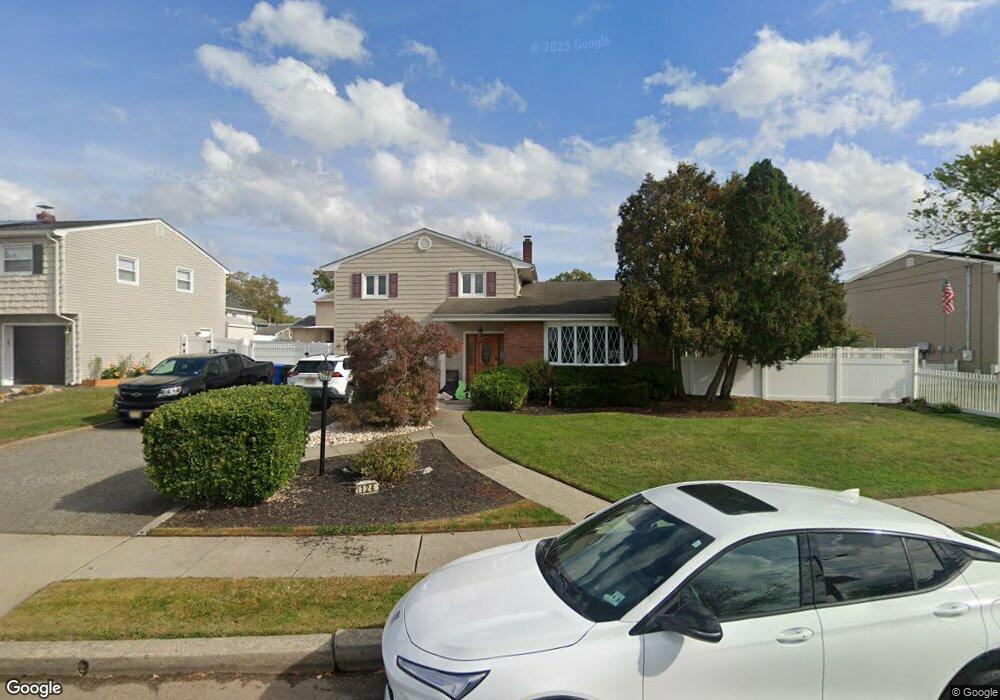 124 Vernon Way, Port Reading, NJ 07064 - photo 1