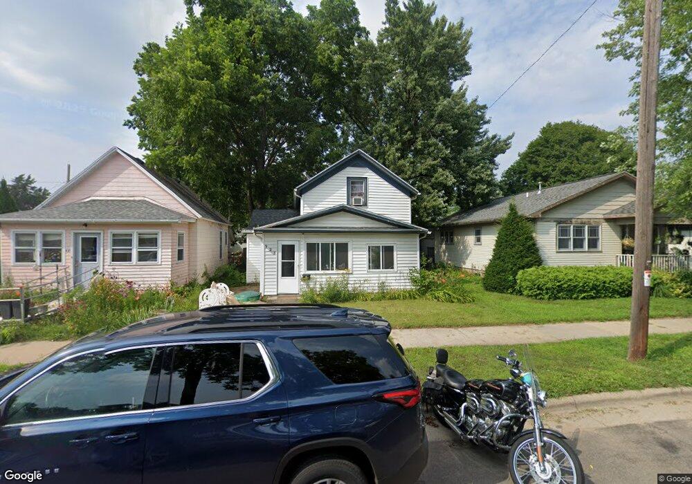 923 Tyler St, La Crosse, WI 54601 - photo 1