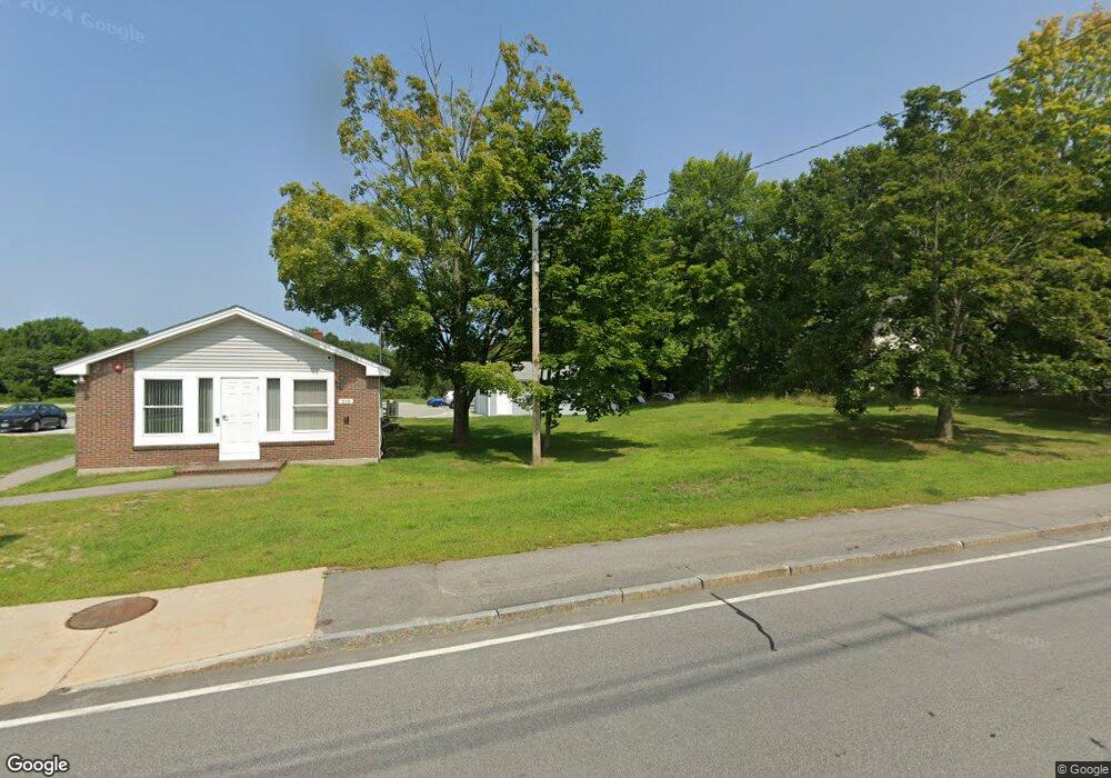 216 S Main St, Newmarket, NH 03857 - photo 1