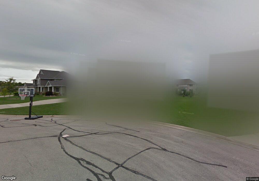 378 Gittens Ct, de Pere, WI 54115 - photo 1