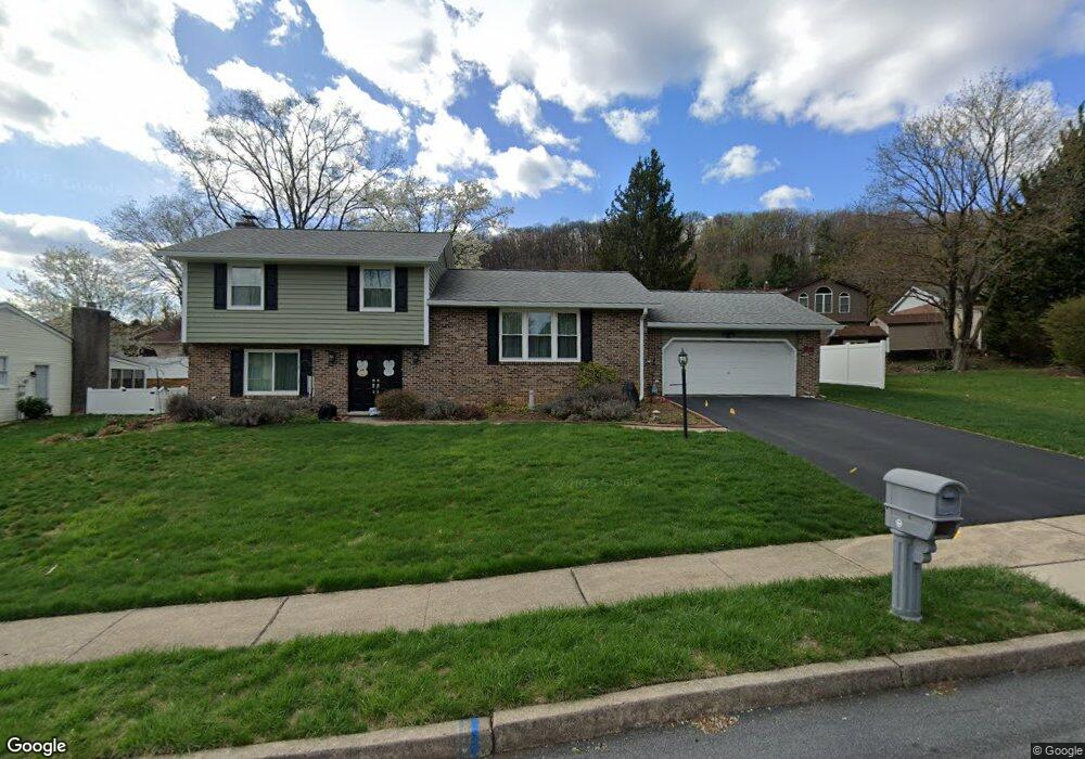 6 Courtleigh Place, Reading, PA 19606 - photo 1