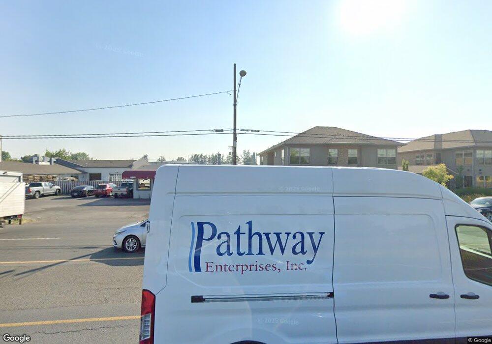 700 S Front St, Central Point, OR 97502 - photo 1