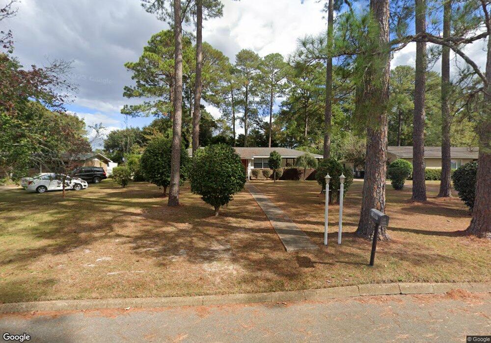 1207 S Edgewood Dr, Dothan, AL 36301 - photo 1