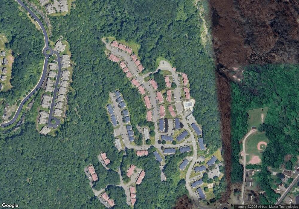 28 Deer Run, Bethel, CT 06801 - photo 1