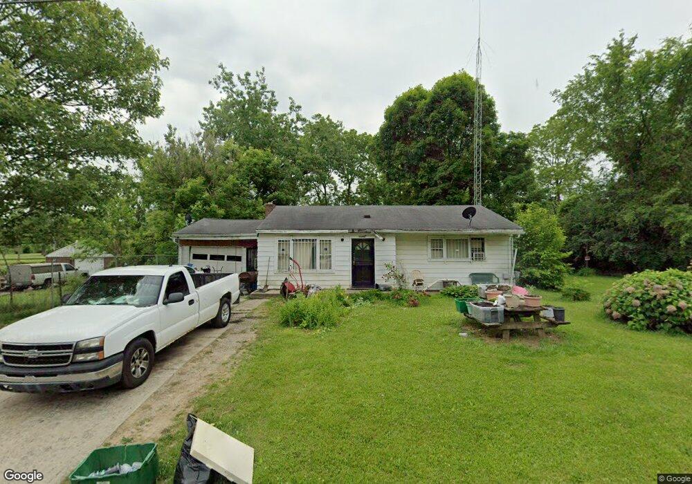1090 Rex Ave, Flint, MI 48505 - photo 1