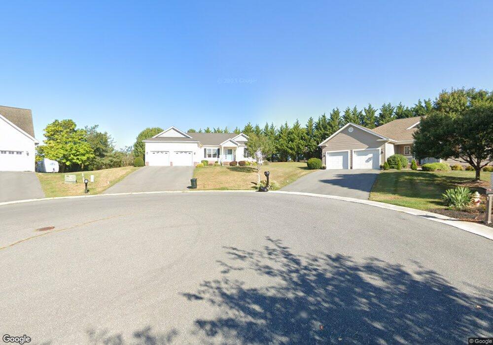 100 Wexford St, Staunton, VA 24401 - photo 1