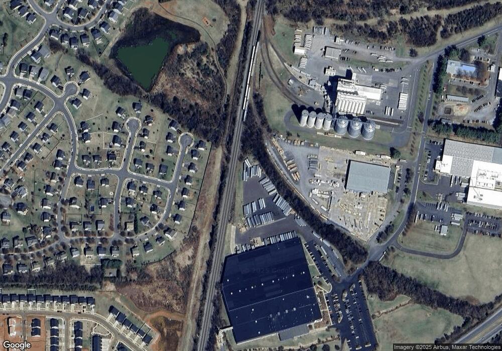 651 Maddox Dr, Culpeper, VA 22701 - photo 1