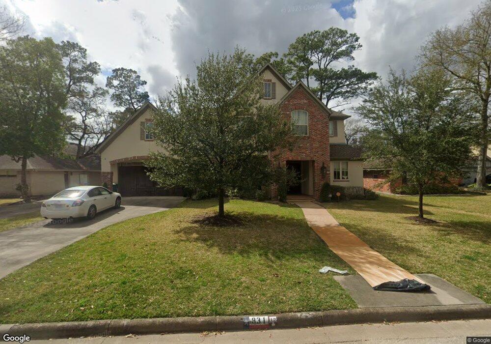 831 Saint George Ln, Houston, TX 77079 - photo 1