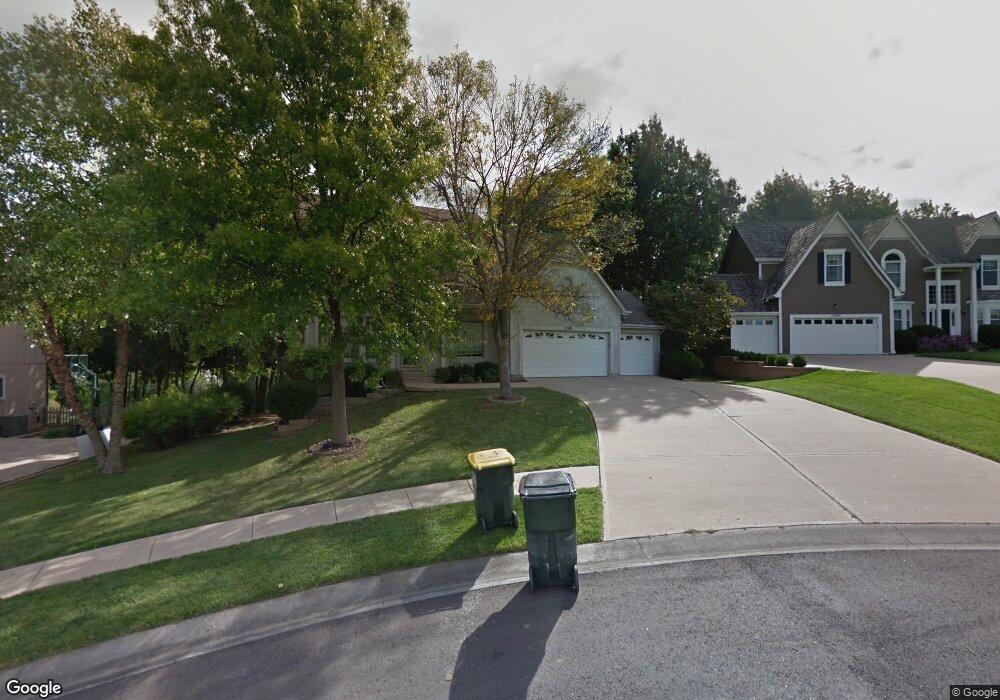 13501 W 75th Ct, Shawnee, KS 66216 - photo 1