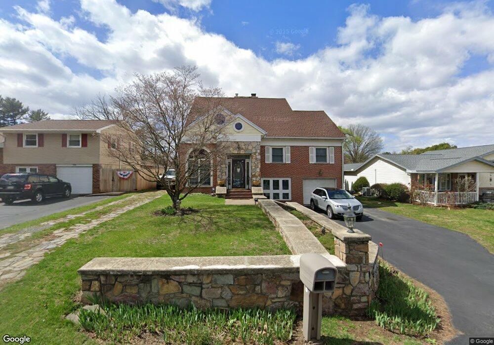 214 Gibraltar Rd, Reading, PA 19606 - photo 1