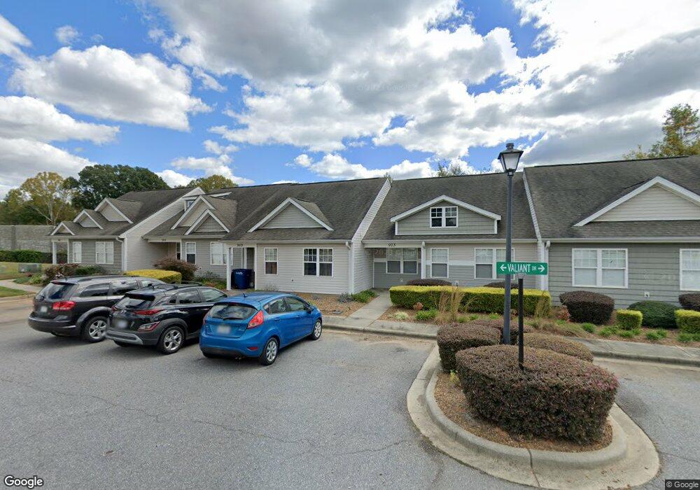 969 Valiant Dr, Statesville, NC 28677 - photo 1